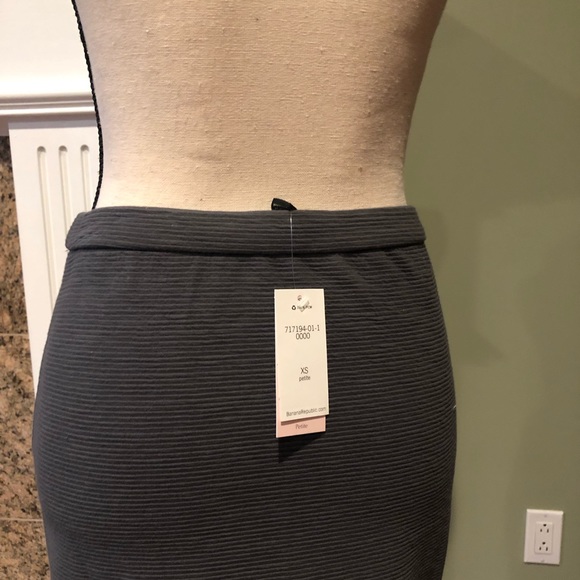 NWT Banana Republic petite small skirt!, SP - Picture 5 of 6